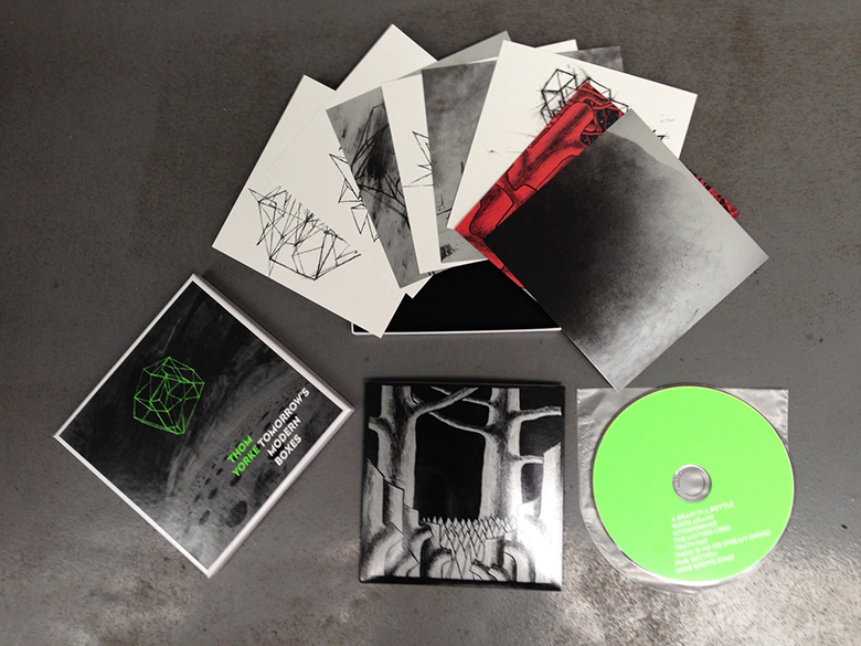 トム・ヨーク2ndアルバムの”CD”がHOSTESS CLUB ALL-NIGHTER会場でゲリラ発売！？Thom Yorke released exclusive version of Tomorrow's Modern Boxes in Japan. music150815_tomyork_3