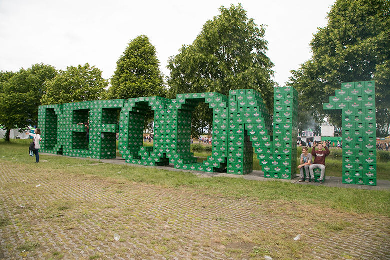 オランダの爆音に踊った夏 Hardcore 野外Festival 2015 最前線：後編　A Summer of Dancing to Dutch Blasts Hardcore Outdoor Festival 2015 The Frontline: Part Ⅱ defqon1-submit007