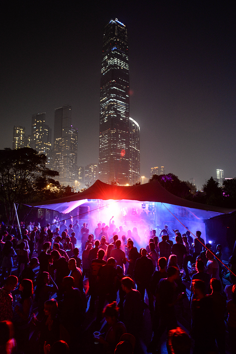 CLOCKENFLAP潜入！秋の香港で百万ドルの夜景を望む music151211_clockenflap5