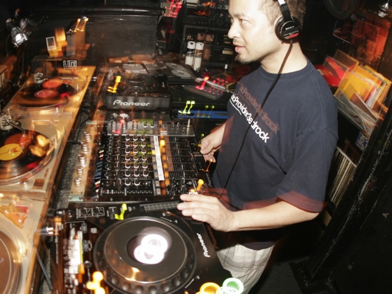 DJとして30年、音楽の最前線で生きる。KO KIMURAが歩む軌跡 kk30_q_1_5-1