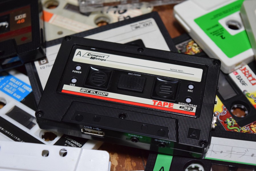 簡単にレコードからMP3を録音できる！カセット・テープ型レコーダーReloop『Tape』を使用してみた | Qetic
