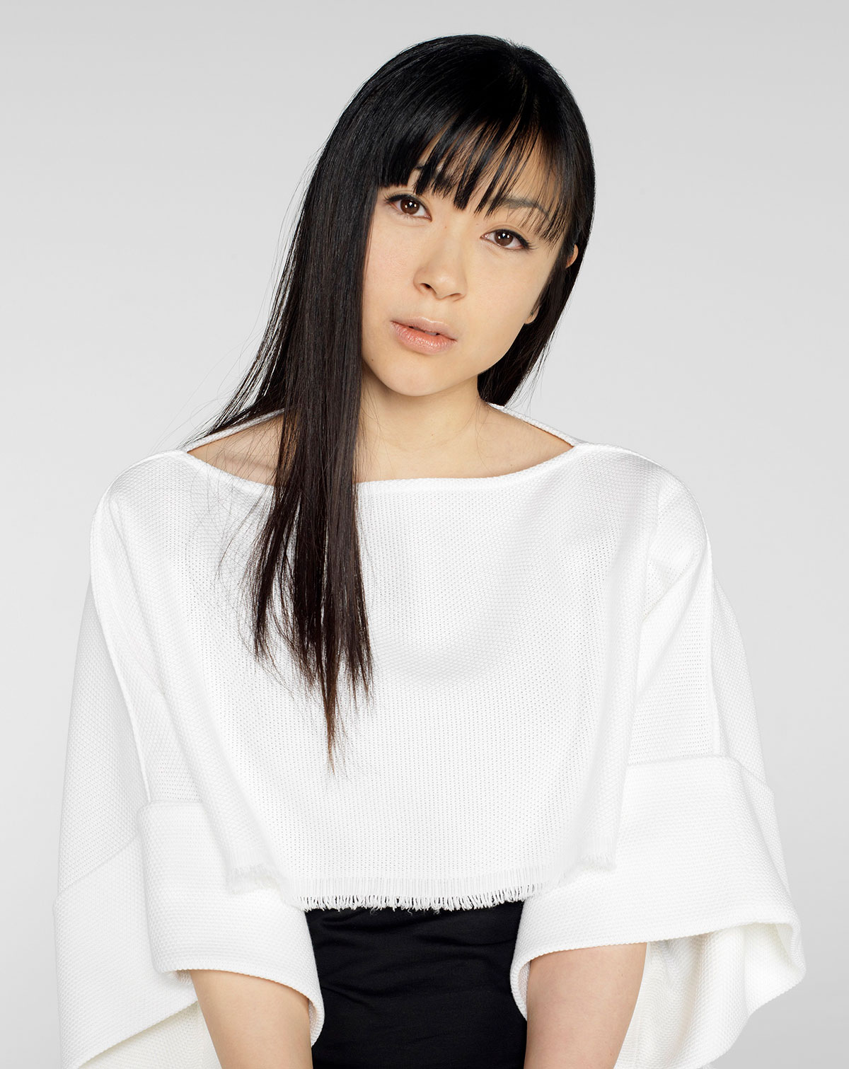 宇多田ヒカル、“桜流し” “花束を君に”収録、8年ぶり6枚目フルアルバム