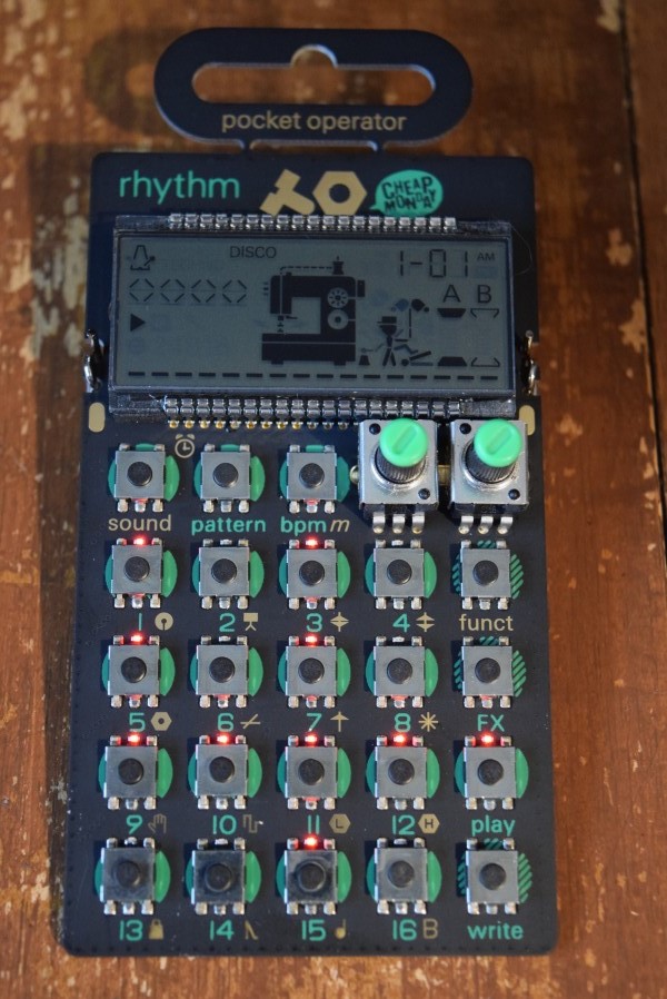 電卓サイズのドラム・マシン！Teenage Engineeringの『PO-12 rhythm』をデモ演奏してみた。 f619f8c20d32bc53c8cbe1af6aee5415-1