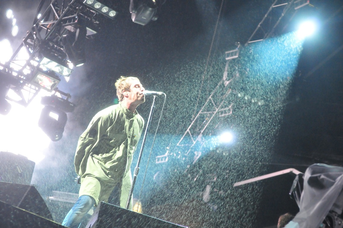 music_170125_oasis_1.jpg