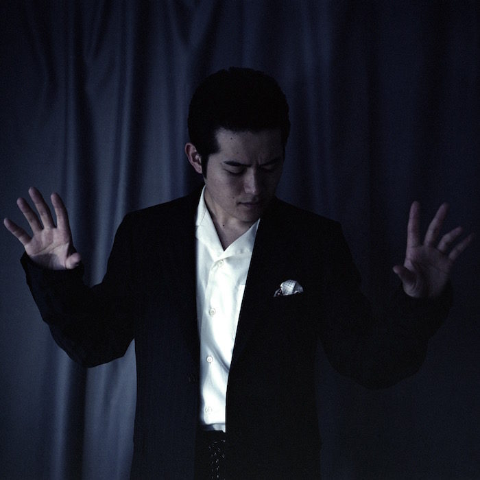 【インタビュー】高岩遼、死のジンクス「27歳」誕生日にジャズライブ開催！「ちょっと待てよ、27歳ってスターが死ぬ歳じゃないか。」 new-jazz-takaiwa-ryo-1-700x700
