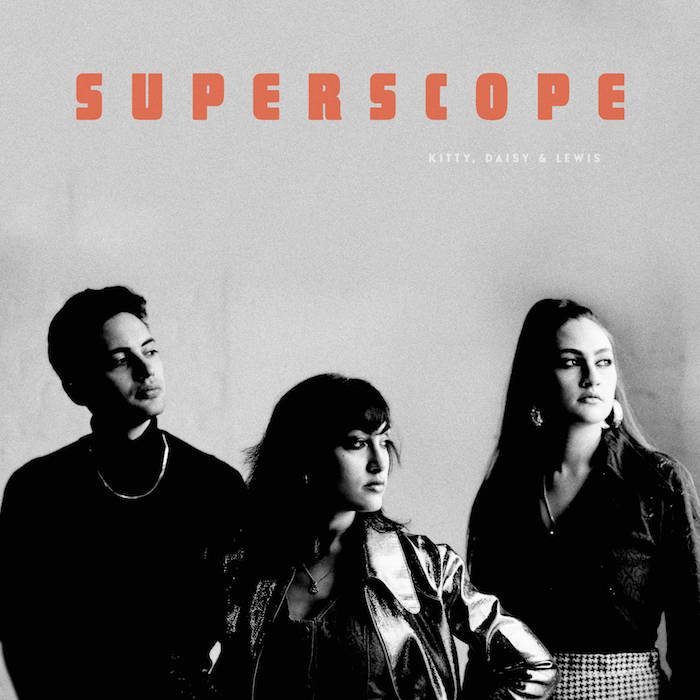 Kitty, Daisy ＆ Lewis最新作『Superscope』より新曲“You’re So Fine”公開！ music170711_kittydaisyandlewis_1-700x700