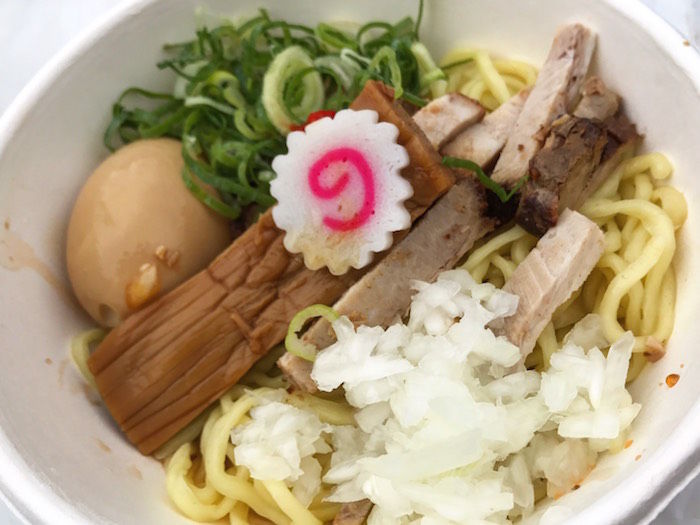 【フジロック】2017年もカレー・ラーメン・肉料理に舌鼓！フェスごはんグルメレポ♪ #fujirock food170803_fujirockfood18-700x525