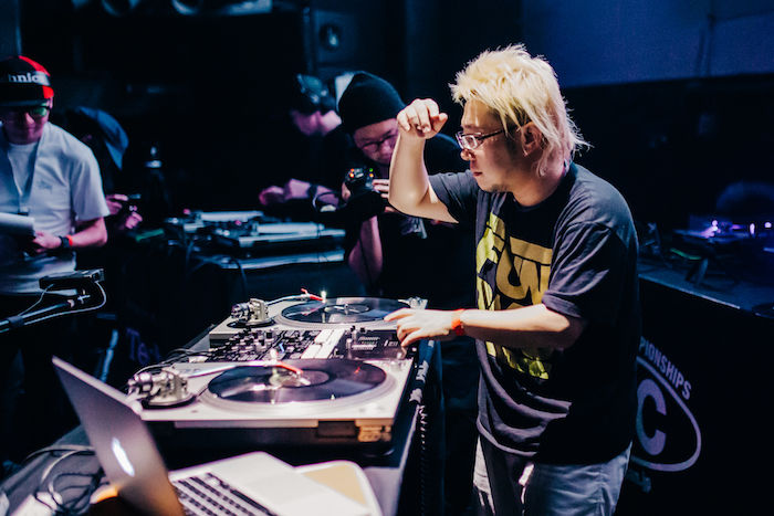 【レポート】DJ同士の熱き戦い＜DMC JAPAN FINAL＞。弱冠12歳、DJ RENAが優勝！ dmcjapan-1709063-700x467