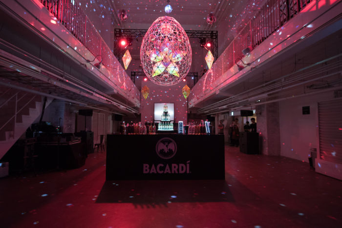 BACARDÍが音楽×アートに変革を。日本の＜Over The Border＞、世界の＜NO COMMISSION＞の歴史を辿る bacardi-feature13-700x467