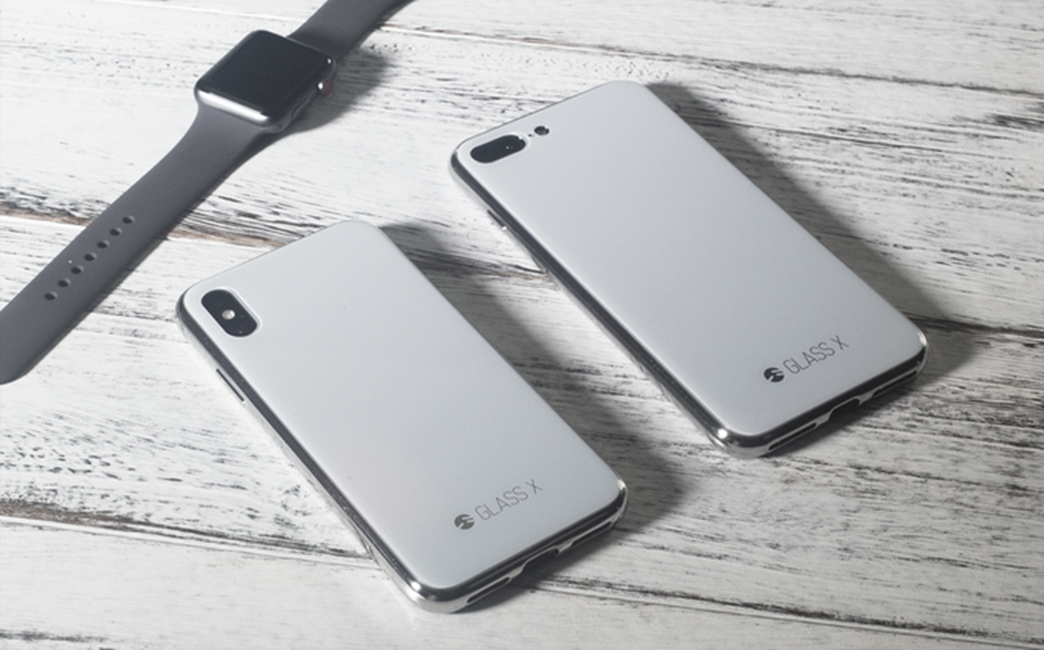 デザインしないことがデザイン Iphoneにiphone Xを着せた革新的ケースが登場 Qetic