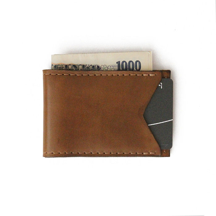 ミニマリストな男性の為の財布「スタンダードウォレット」。バレンタインギフトとしてもオススメ！ standard-leather-wallet_8-700x700