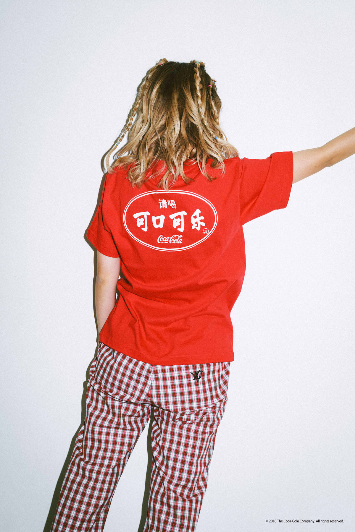 X-girl×コカ・コーラ！「コカ·コーラ」中国語ロゴを採用したオリエンタルなTシャツなどが登場！ fashion180226_xgirl-coke_6-1200x1800