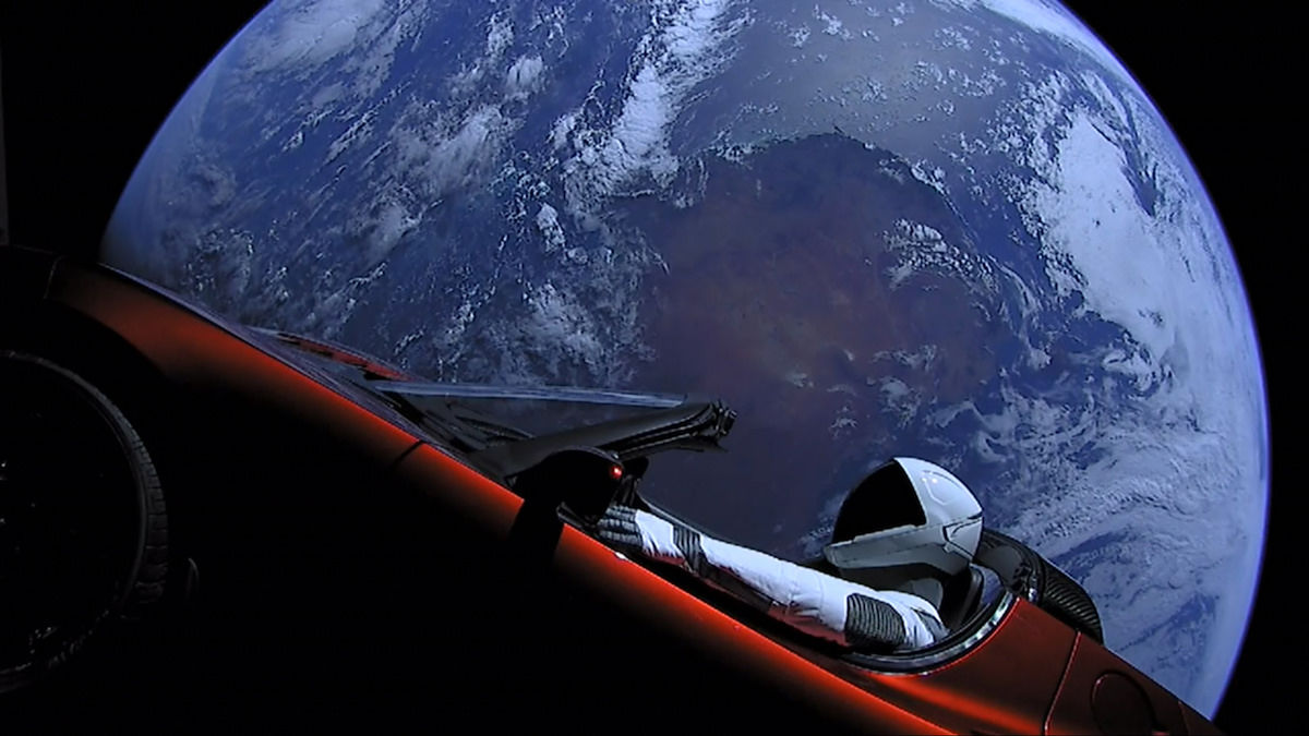 イーロン・マスクが打ち上げた“スターマン”（Tesla Roadster）はどこに？居場所を教えてくれるウェブサイト登場！ technology180219_starman_011-1200x675